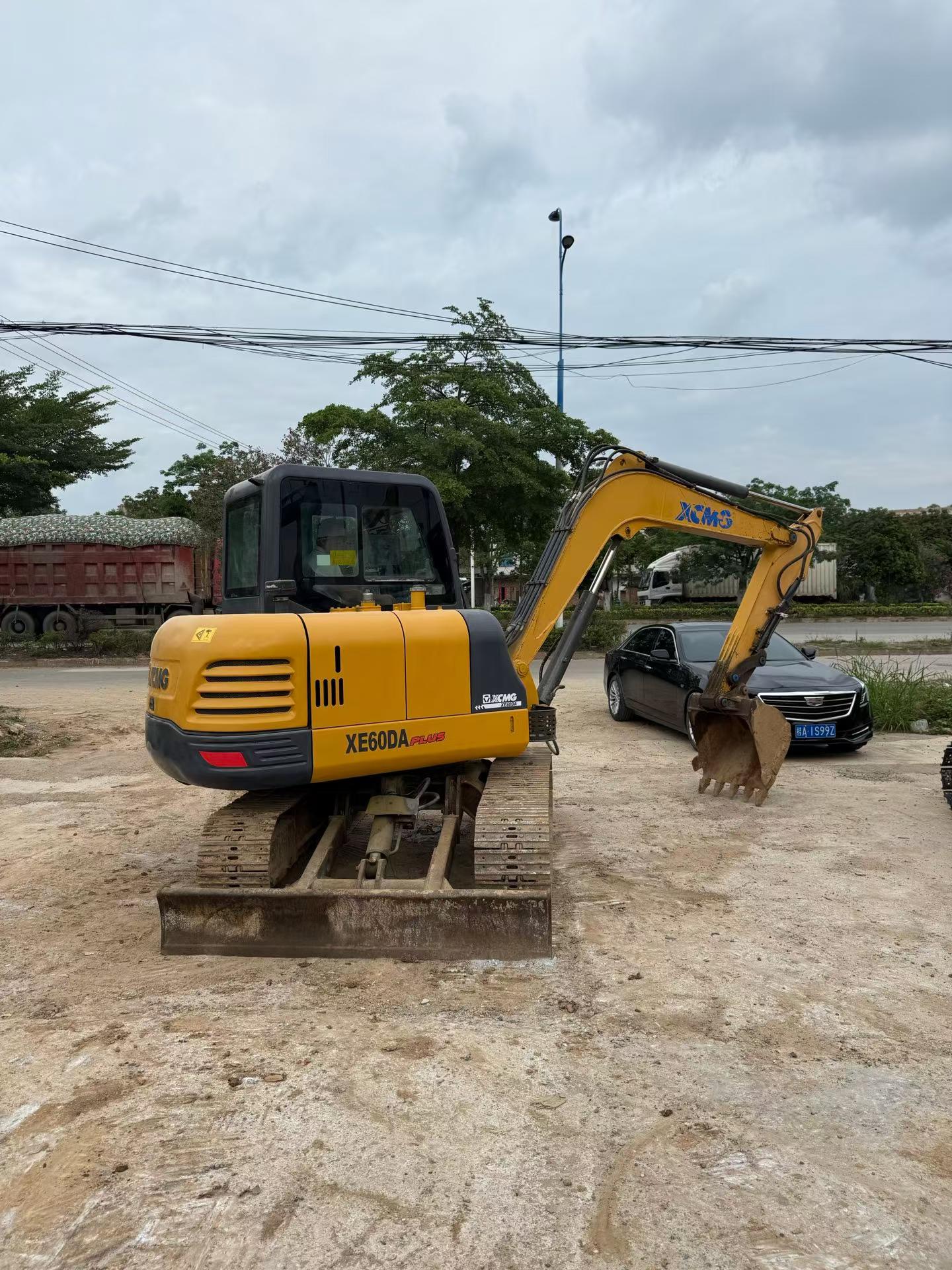 Buy XCMG XE55D Used Excavator / 5