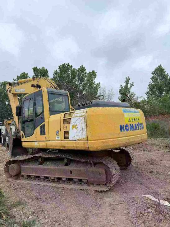 Buy Komatsu PC200 Used Excavator / 1