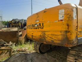 Buy Hyundai R215-7 Used Excavator / 5 Buy Hyundai R215-7 Used Excavator / 5