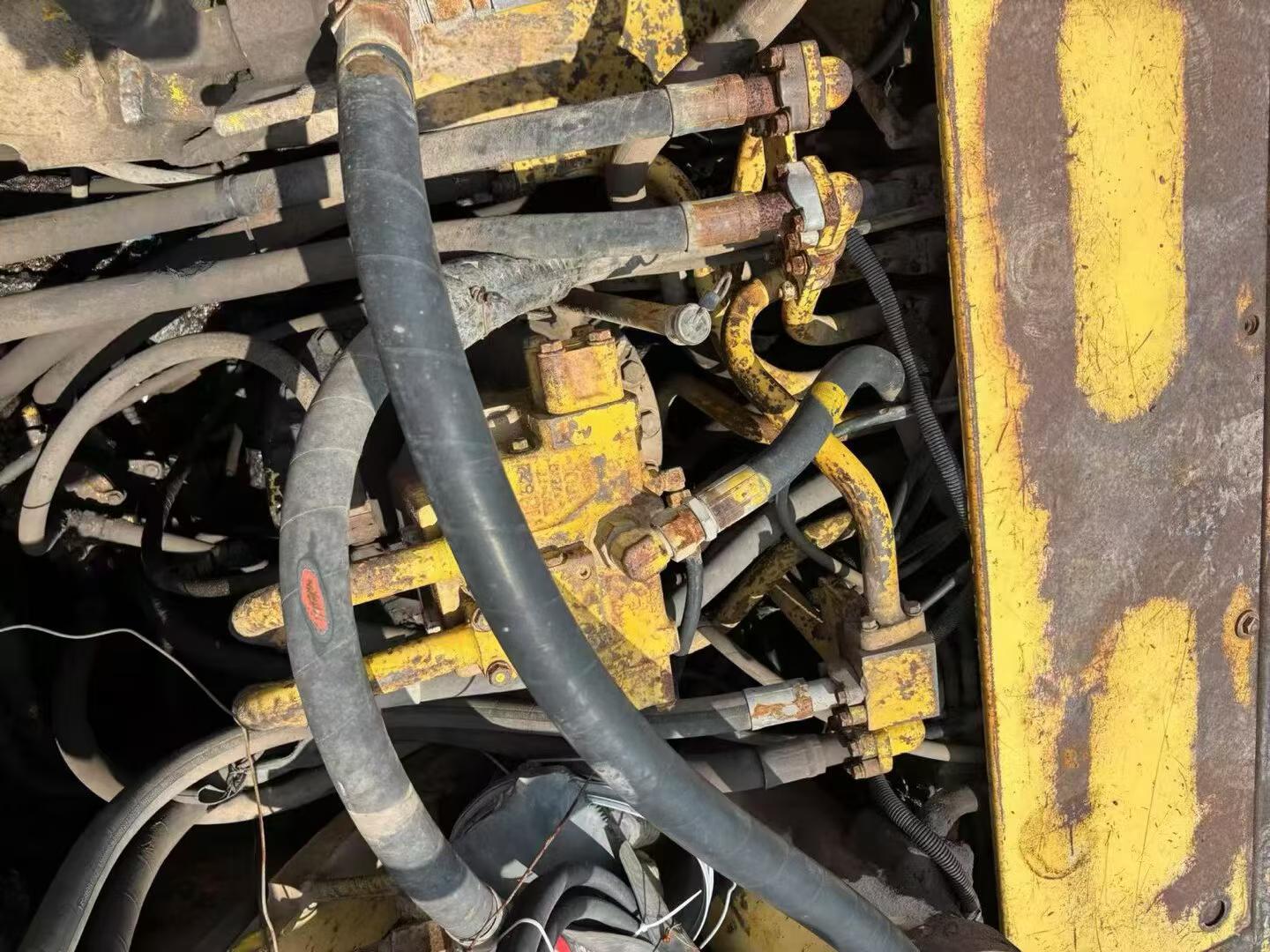Buy Komatsu PC450-6 Used Excavator / 3