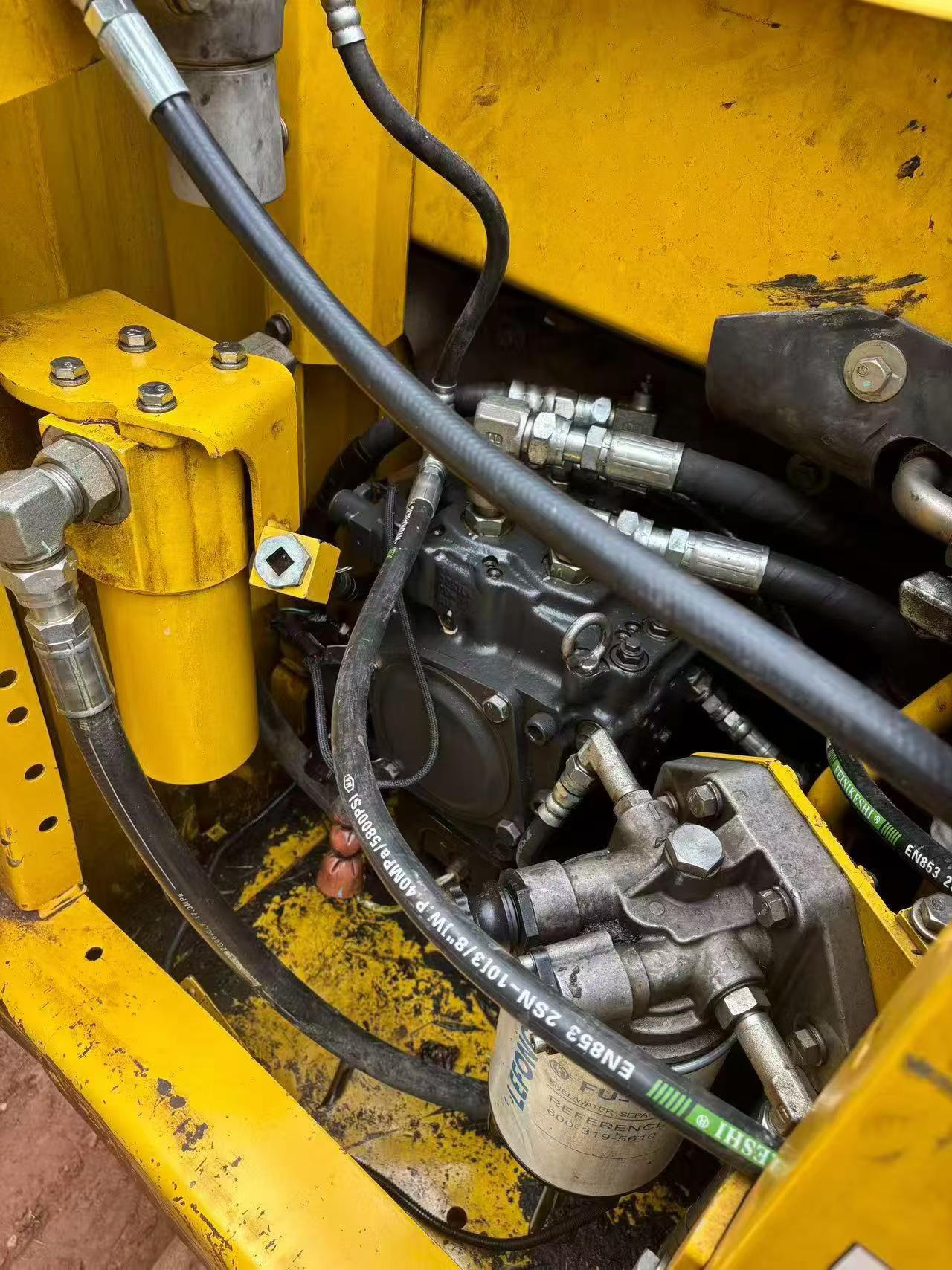 Buy Komatsu PC110-7 Used Excavator / 7
