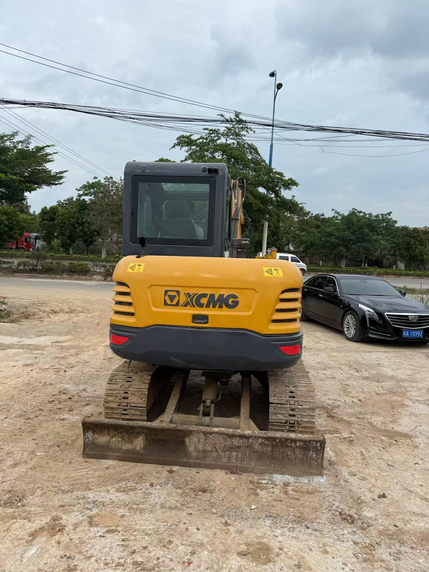 Buy XCMG XE55D Used Excavator / 4