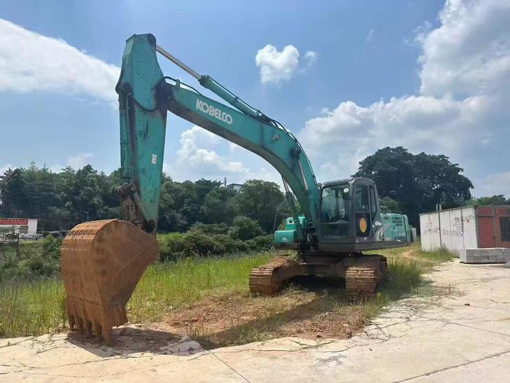 Buy Kobelco SK250 Used Excavator / 1