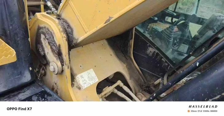 Buy Caterpillar 330B Used Excavator / 1