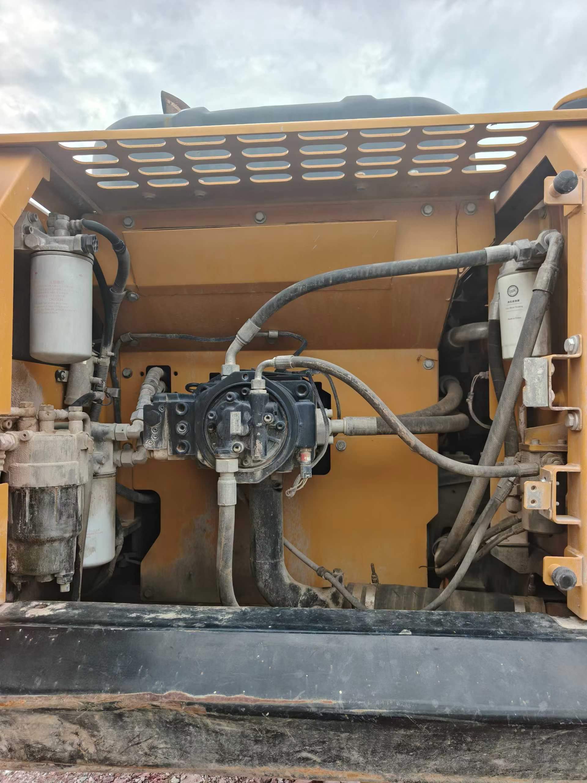 Buy Sany SY225C Used Excavator / 5