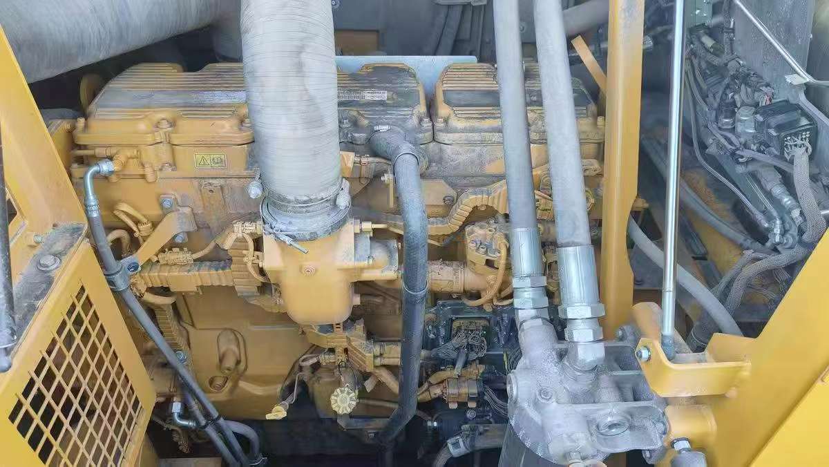 Buy Caterpillar CAT395 Used Excavator / 6