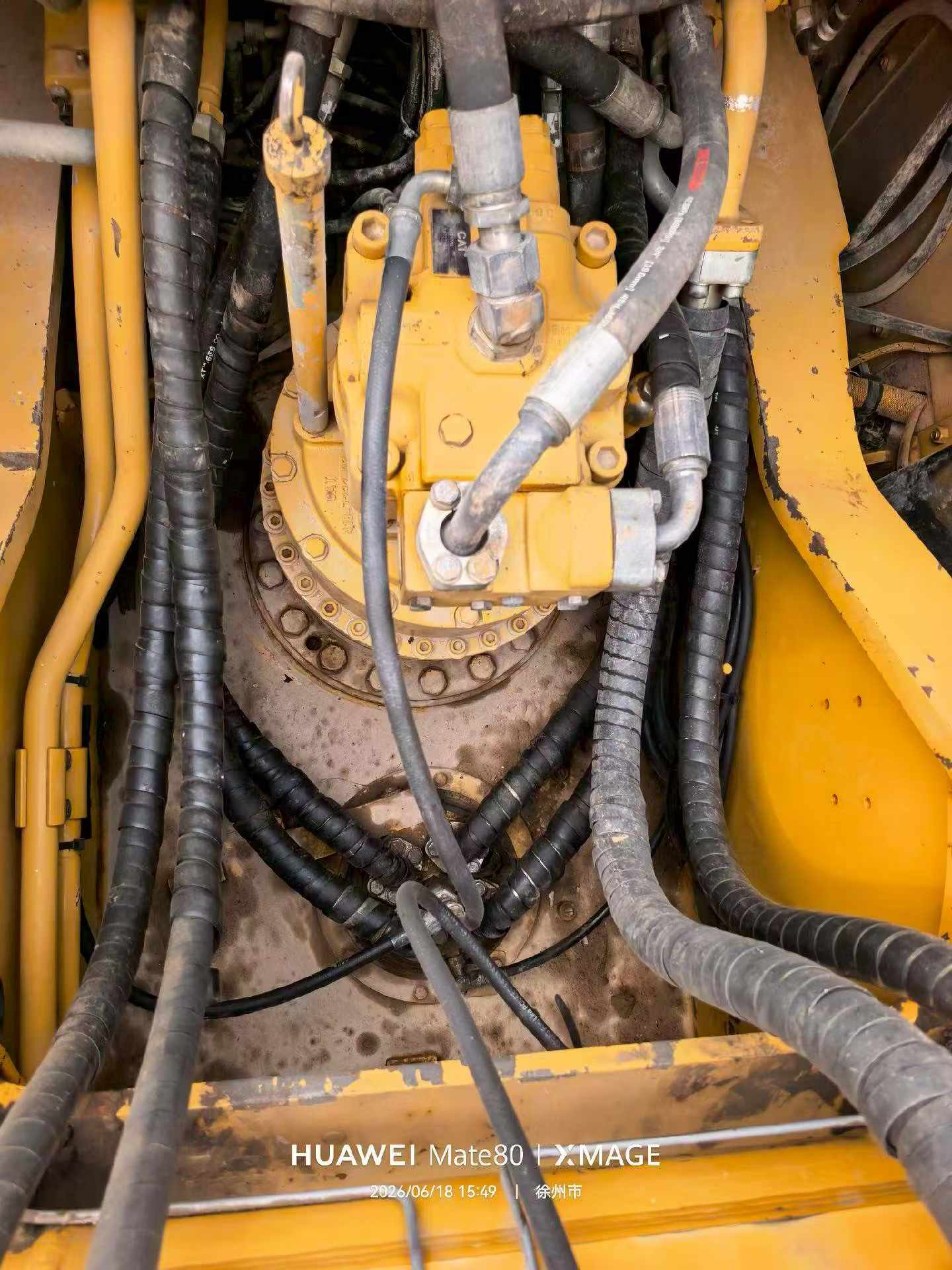 Buy Caterpillar 330B Used Excavator / 8