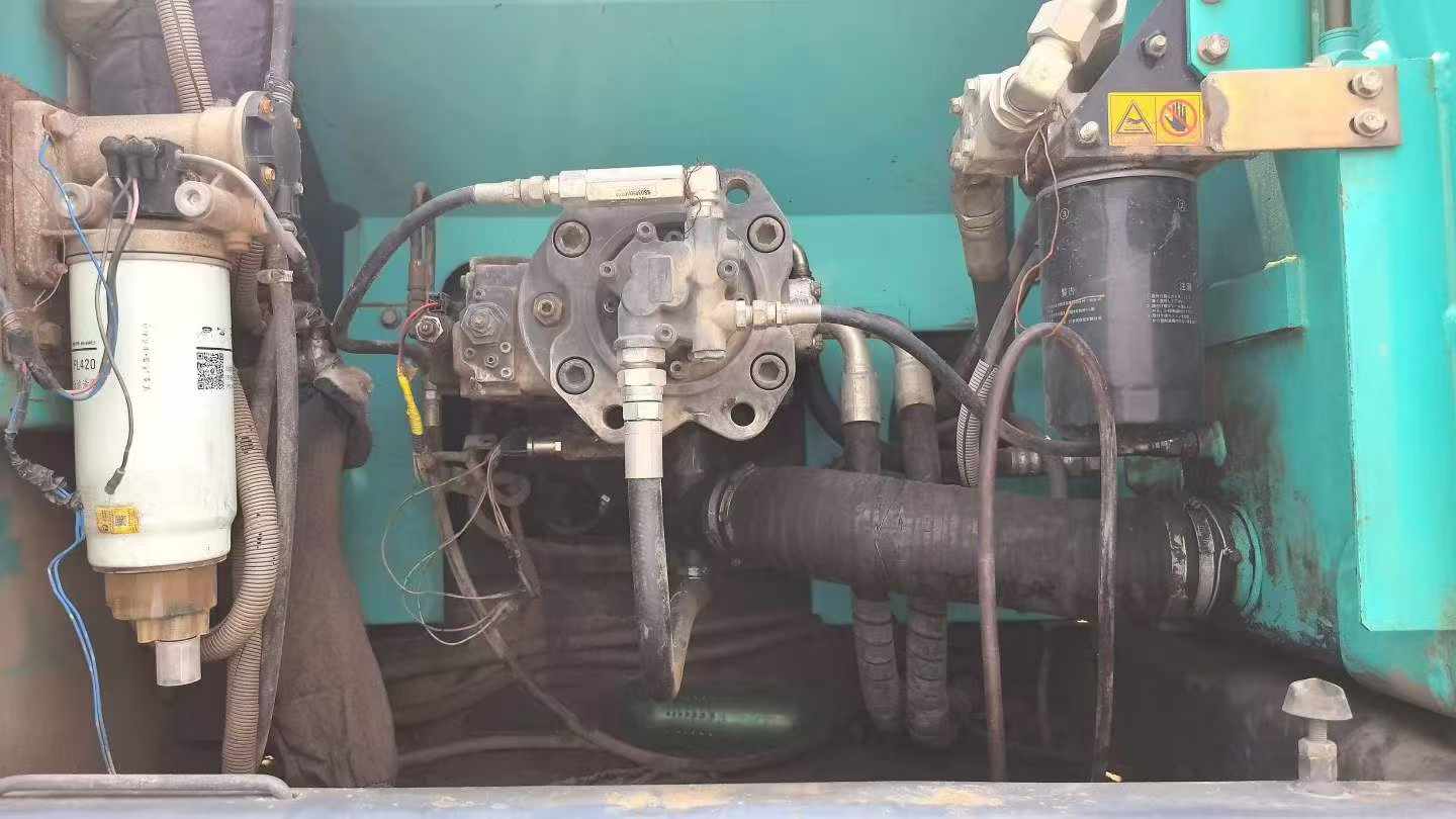 Buy Kobelco SK350-8 Used Excavator / 4
