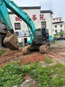Buy Kobelco SK200 Used Excavator / 2 Buy Kobelco SK200 Used Excavator / 2