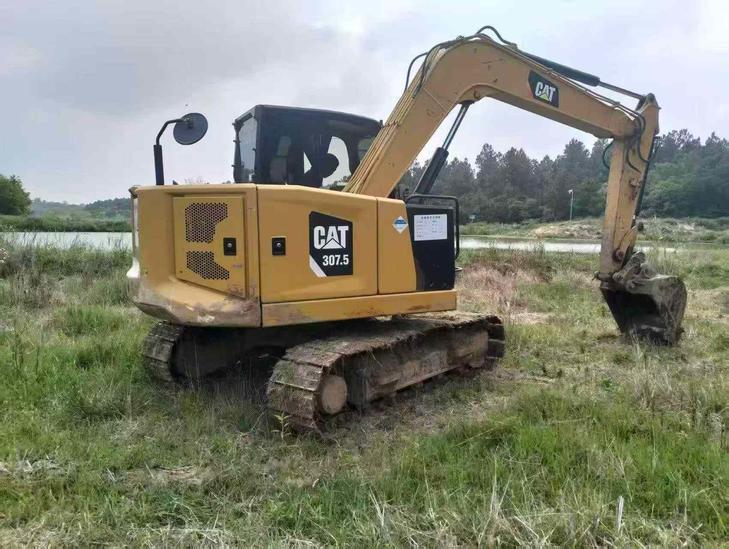 Buy Caterpillar 307B Used Excavator / 1
