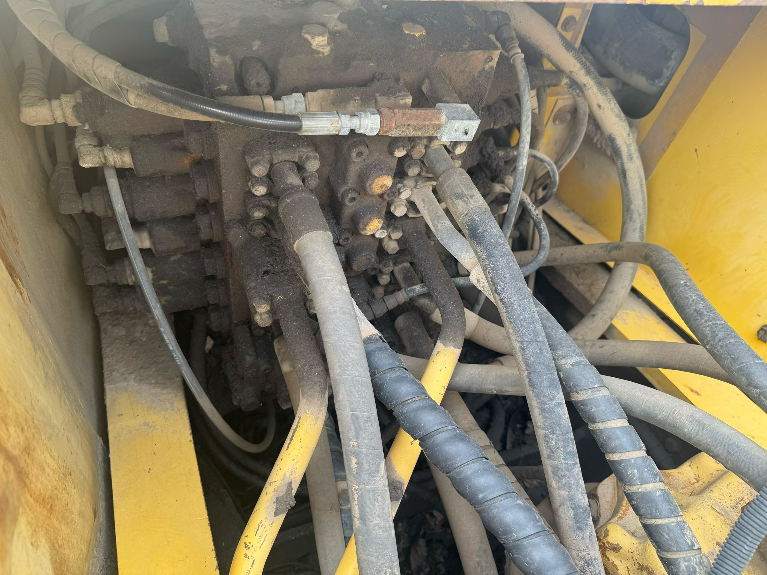 Buy Komatsu PC200-8 Used Excavator / 3