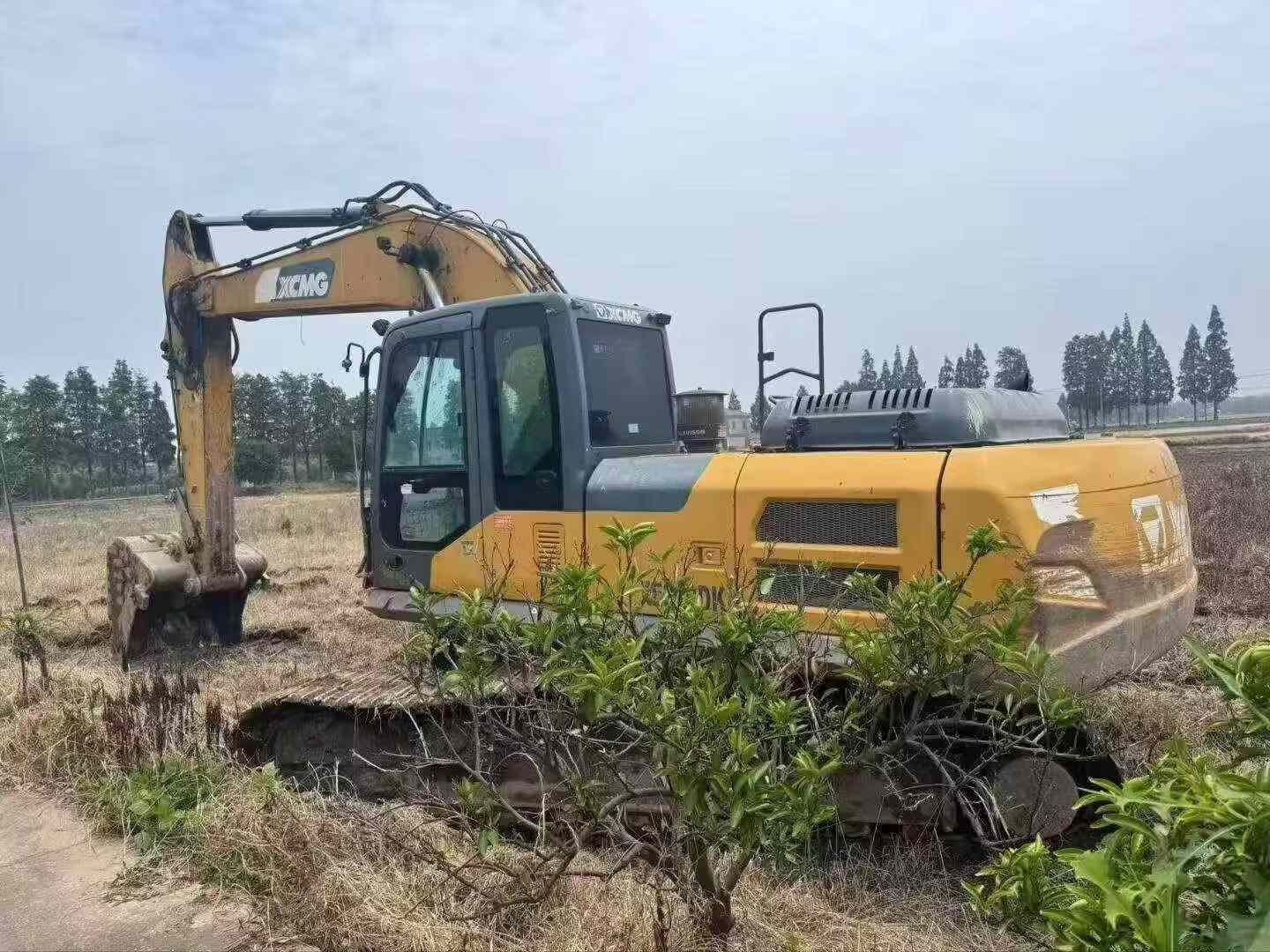 Buy XCMG XE270DK Used Excavator / 3