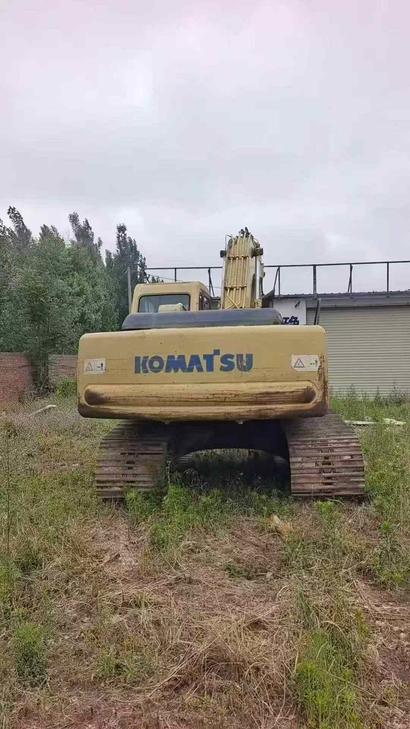Buy Komatsu PC200-6 Used Excavator / 1