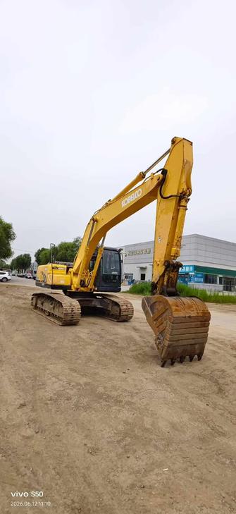 Buy Kobelco SK210 Used Excavator / 1