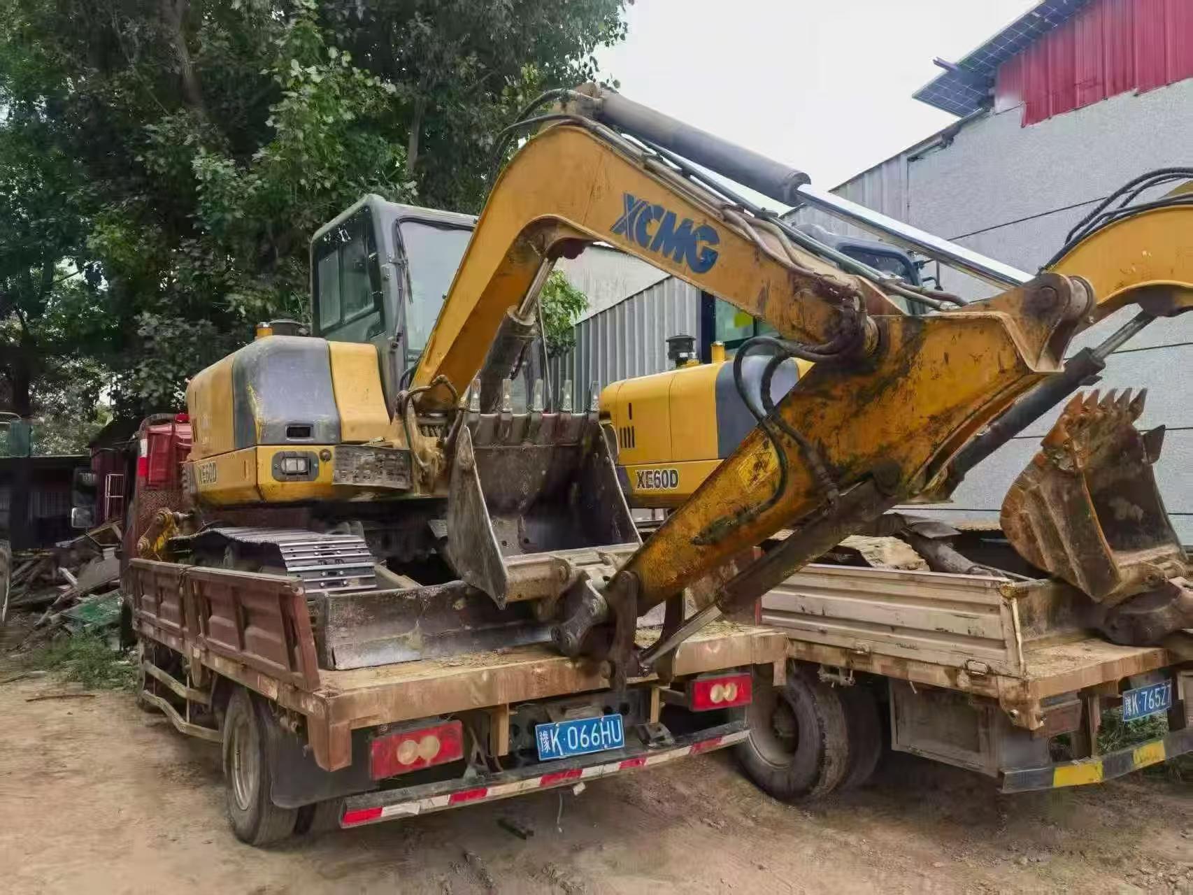 Buy XCMG XE60 Used Excavator / 6