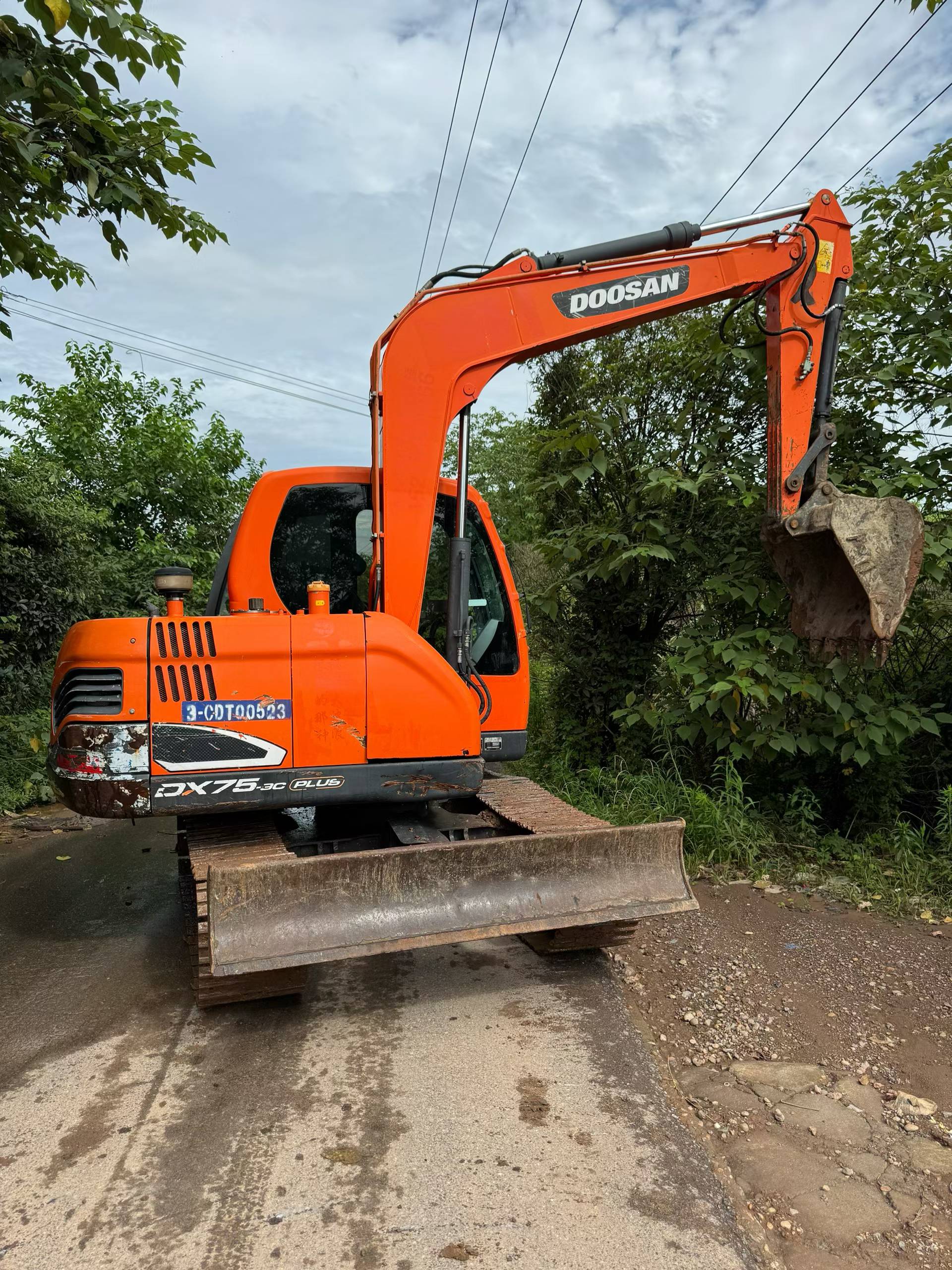 Buy Doosan DX75-9C Used Excavator / 2