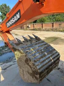 Buy Doosan DX260LC Used Excavator / 5 Buy Doosan DX260LC Used Excavator / 5