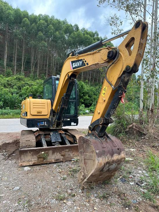 Buy Sany SY60 Used Excavator / 1