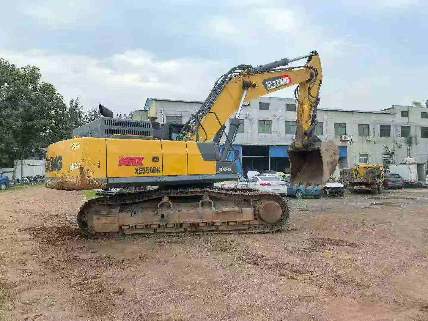 Buy XCMG XE490D Used Excavator / 3
