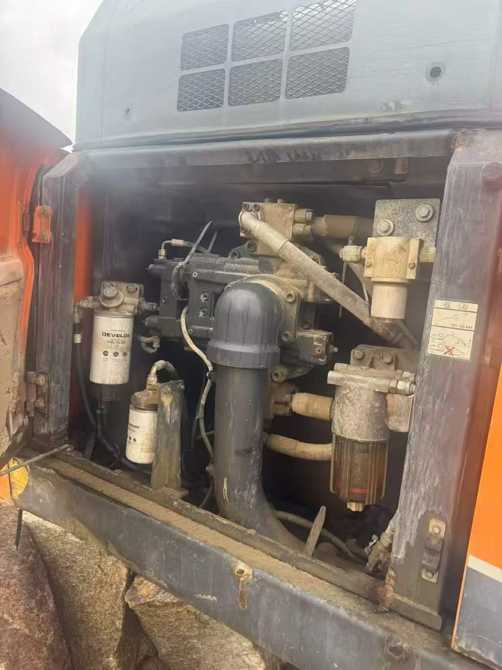 Buy Doosan DX520LC Used Excavator / 7