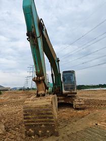 Buy Kobelco SK200-9 Used Excavator / 2 Buy Kobelco SK200-9 Used Excavator / 2