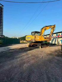 Buy XCMG XE135B Used Excavator / 3 Buy XCMG XE135B Used Excavator / 3