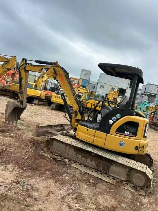 Buy Caterpillar 304CR Used Excavator / 1