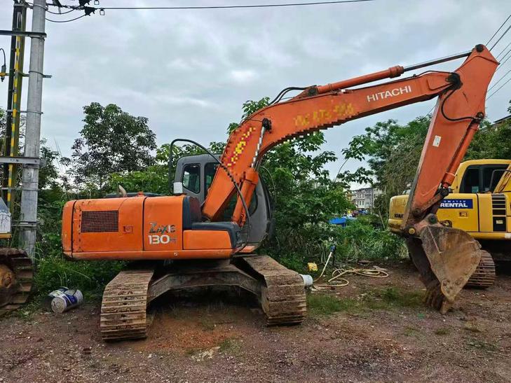 Buy Hitachi EX120-6 Used Excavator / 1