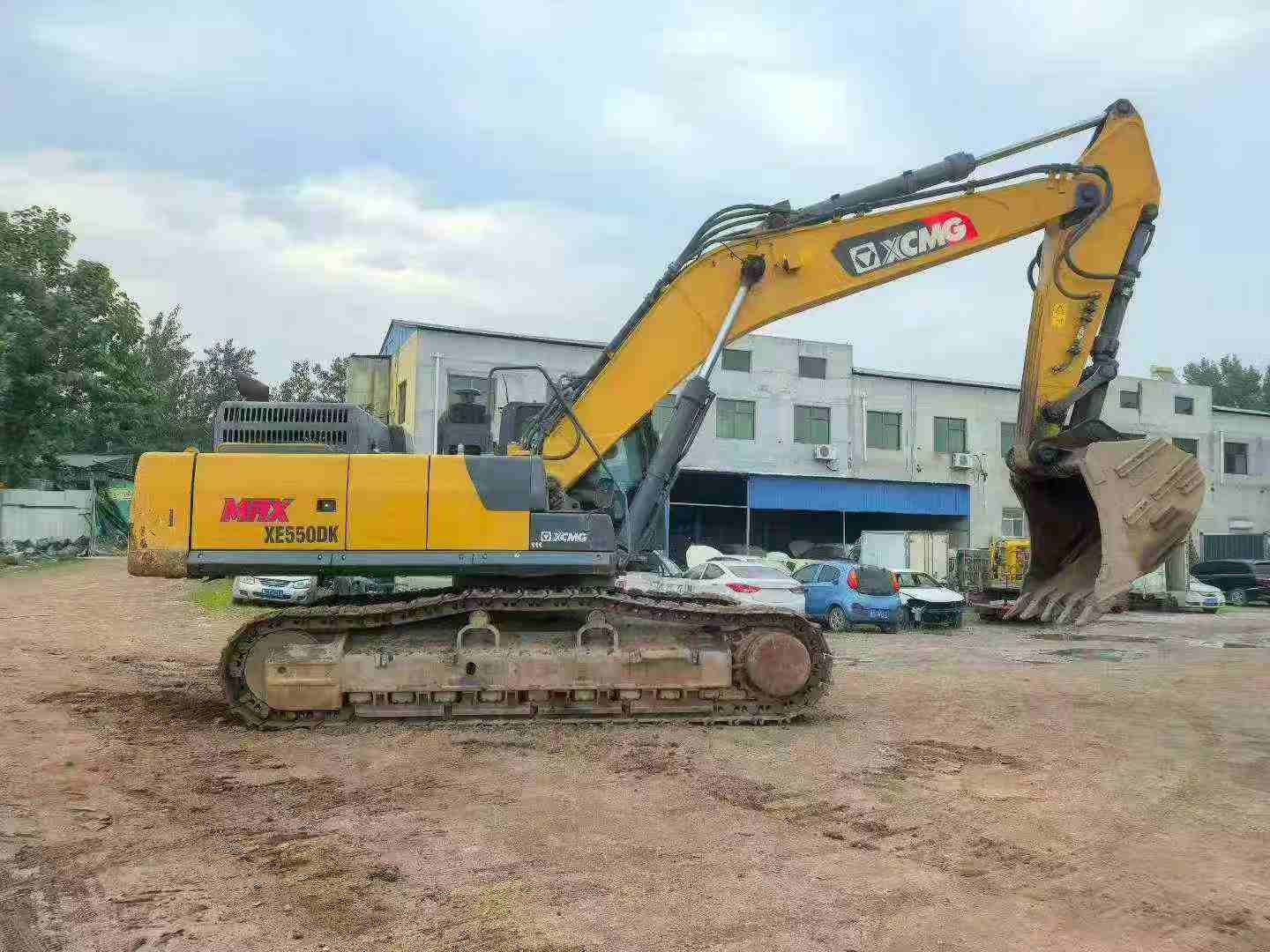 Buy XCMG XE490D Used Excavator / 4