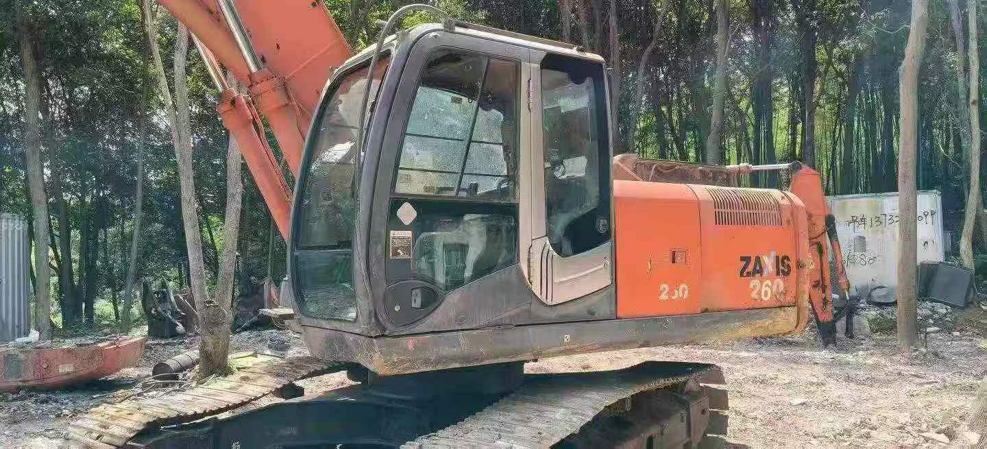 Buy Hitachi EX240-3 Used Excavator / 2