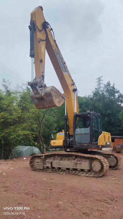 Buy Sany SY205C Used Excavator / 1