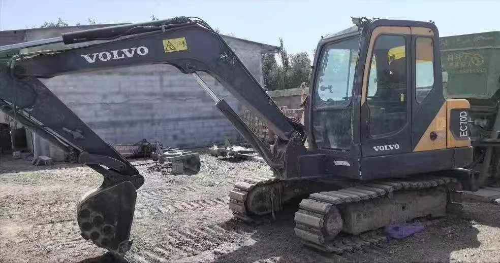Buy Volvo EC60 Used Excavator / 4