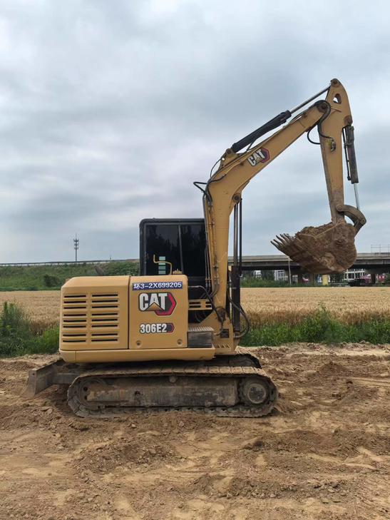 Buy Caterpillar 306D Used Excavator / 1