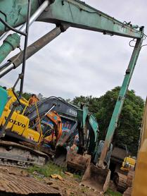 Buy Kobelco SK260 Used Excavator / 3 Buy Kobelco SK260 Used Excavator / 3