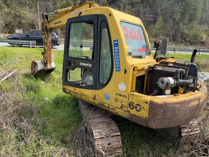 Buy Komatsu PC60-7 Used Excavator / 1