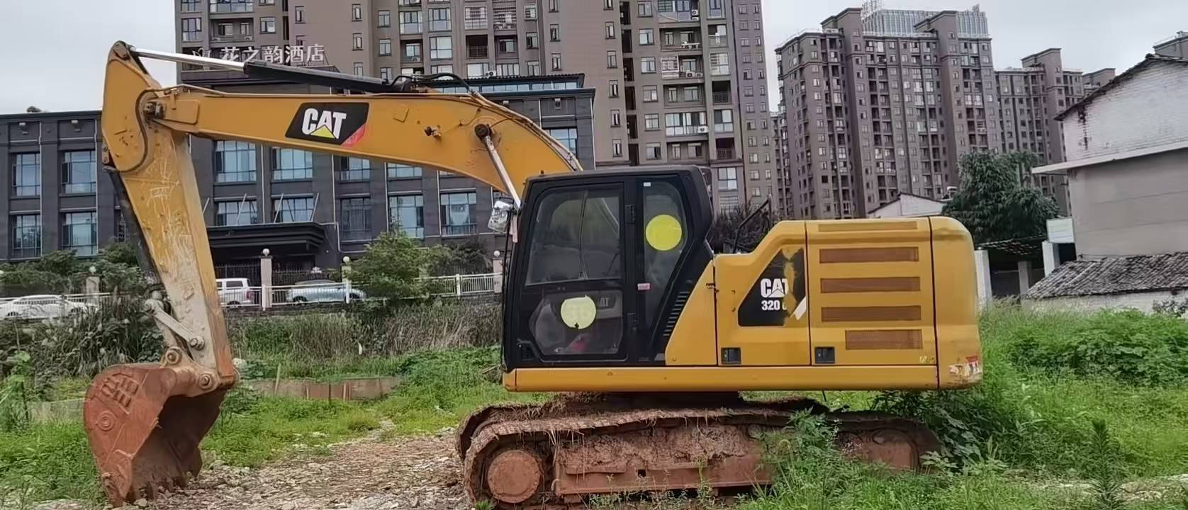 Buy Caterpillar 320A Used Excavator / 3