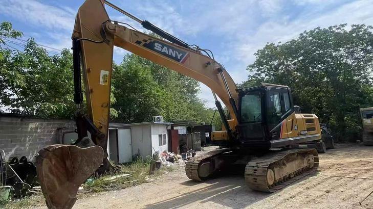 Buy Sany SY225C Used Excavator / 1