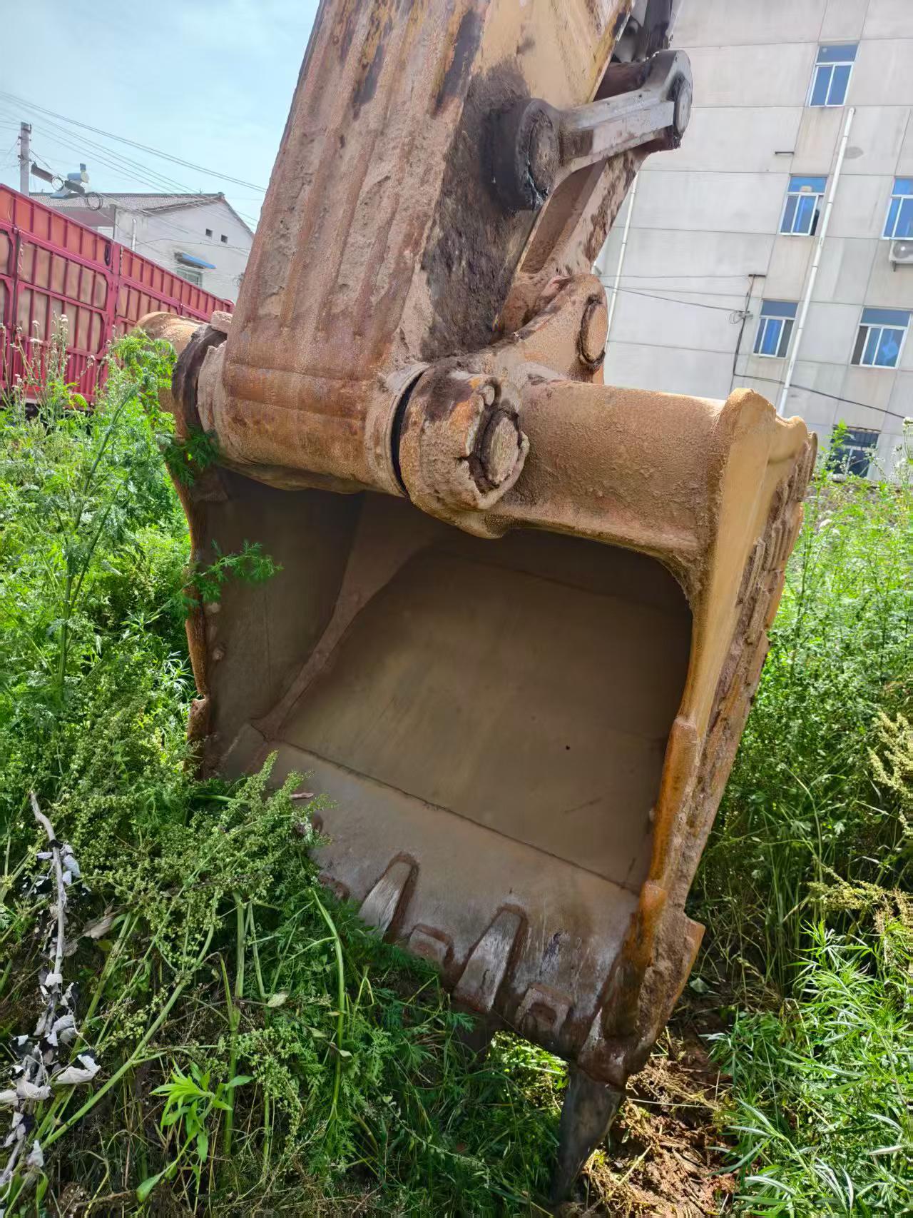 Buy XCMG XE380K Used Excavator / 6
