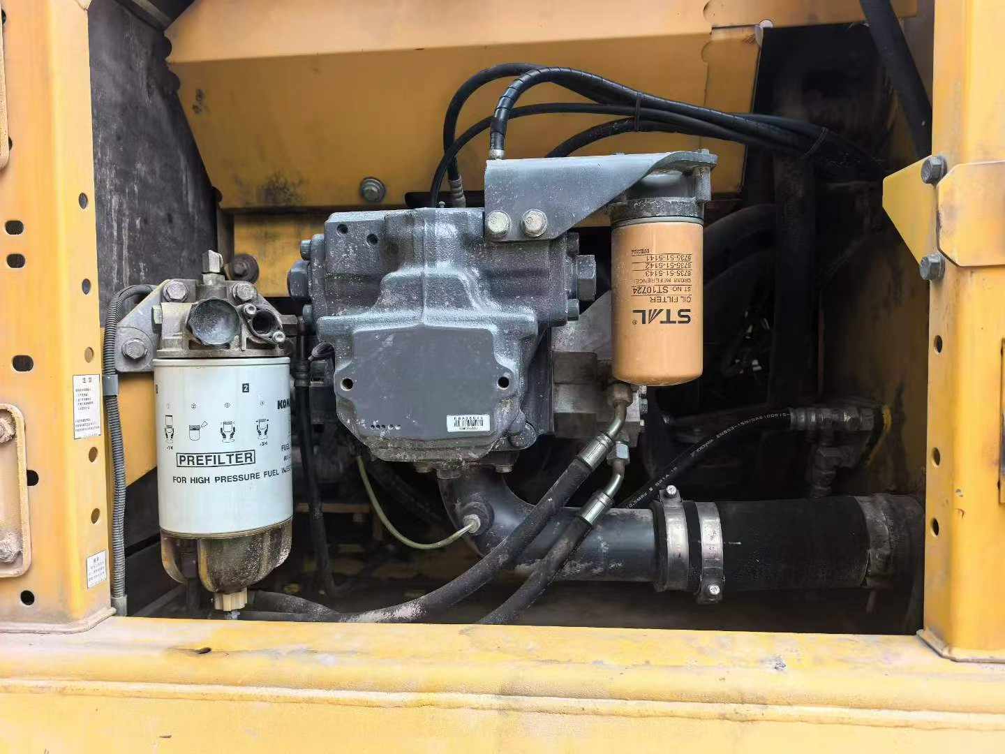 Buy Komatsu PC240-6 Used Excavator / 5