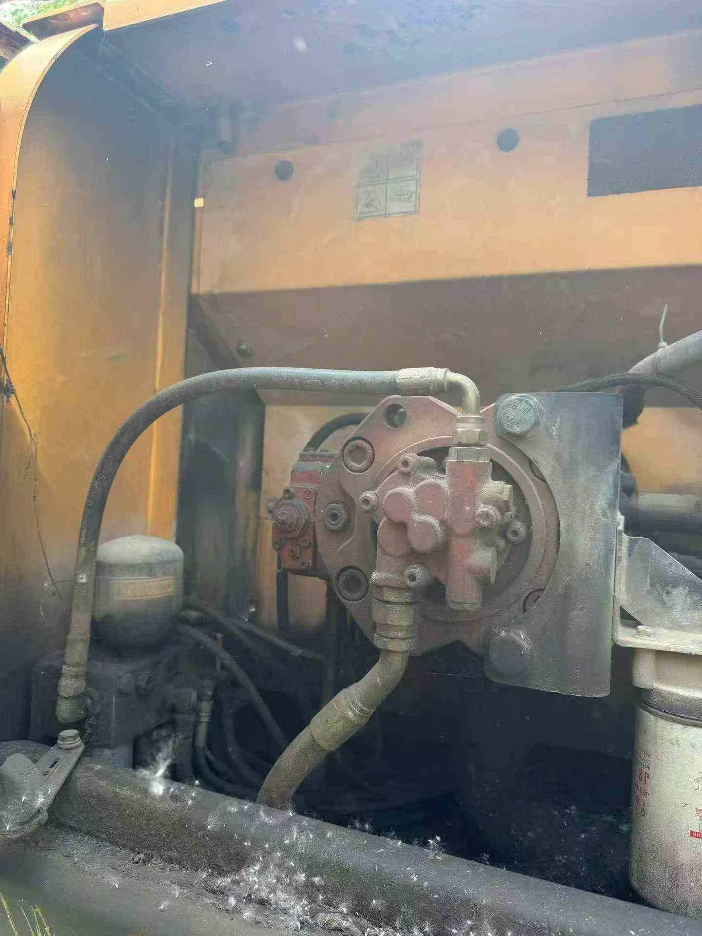 Buy Hyundai R265LC-7 Used Excavator / 4