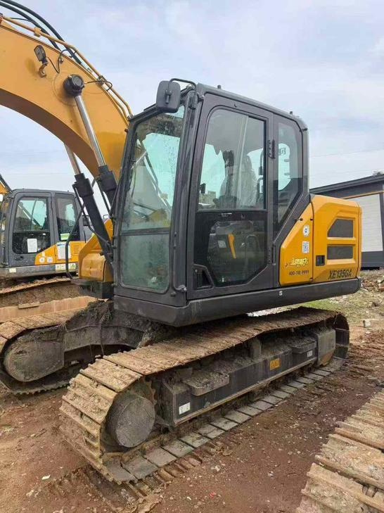 Buy XCMG XE135GA Used Excavator / 1