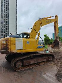 Buy Komatsu PC200-7 Used Excavator / 3 Buy Komatsu PC200-7 Used Excavator / 3