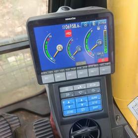 Buy Komatsu PC200 Used Excavator / 4 Buy Komatsu PC200 Used Excavator / 4