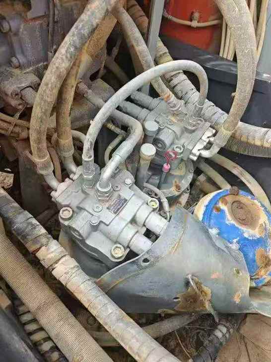 Buy Hitachi ZX490LCH-5A Used Excavator / 1