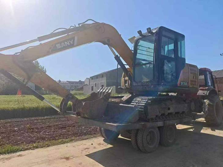Buy Sany SY75 Used Excavator / 1