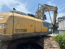Buy XCMG XE200 Used Excavator / 3 Buy XCMG XE200 Used Excavator / 3