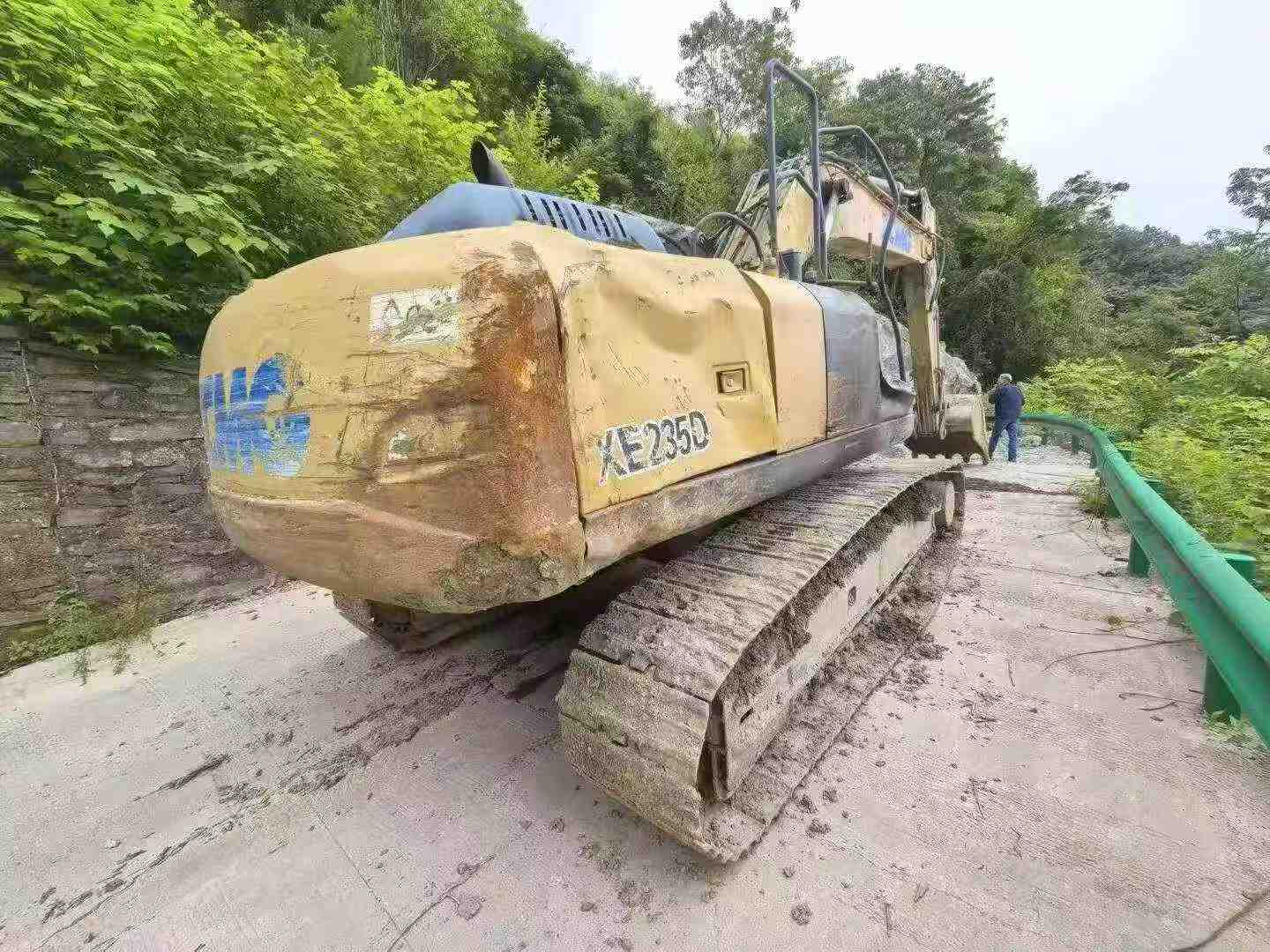 Buy XCMG XE215 Used Excavator / 4