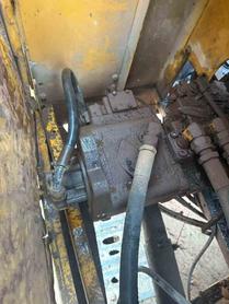 Buy Hyundai R215-7 Used Excavator / 6 Buy Hyundai R215-7 Used Excavator / 6