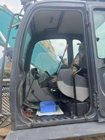 Buy Kobelco SK270D Used Excavator / 5 Buy Kobelco SK270D Used Excavator / 5