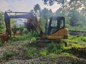 Buy XCMG XE60 Used Excavator / 2 Buy XCMG XE60 Used Excavator / 2